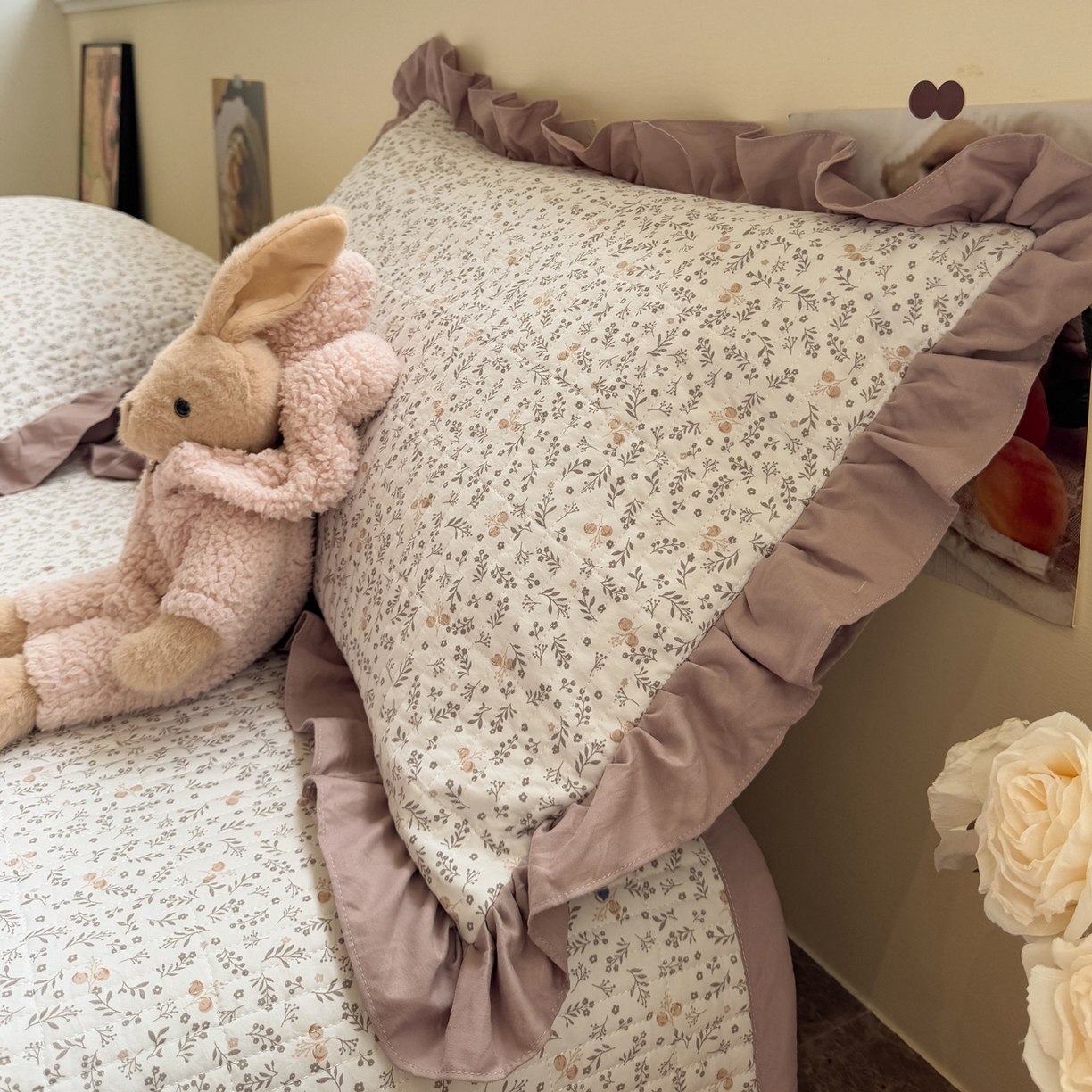 91家纺网 家纺一手货源 找家纺 一加一 2025新款小清新花边款可水洗大豆被子被芯 豆蔻