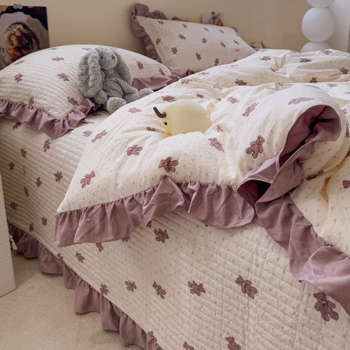 91家纺网 家纺一手货源 找家纺 一加一 2025新款小清新花边款可水洗大豆被子被芯 梦想熊