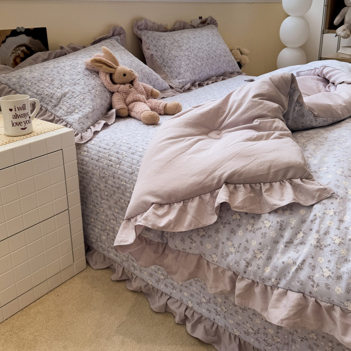 91家纺网 家纺一手货源 找家纺 一加一 2025新款小清新花边款可水洗大豆被子被芯 晴天兰