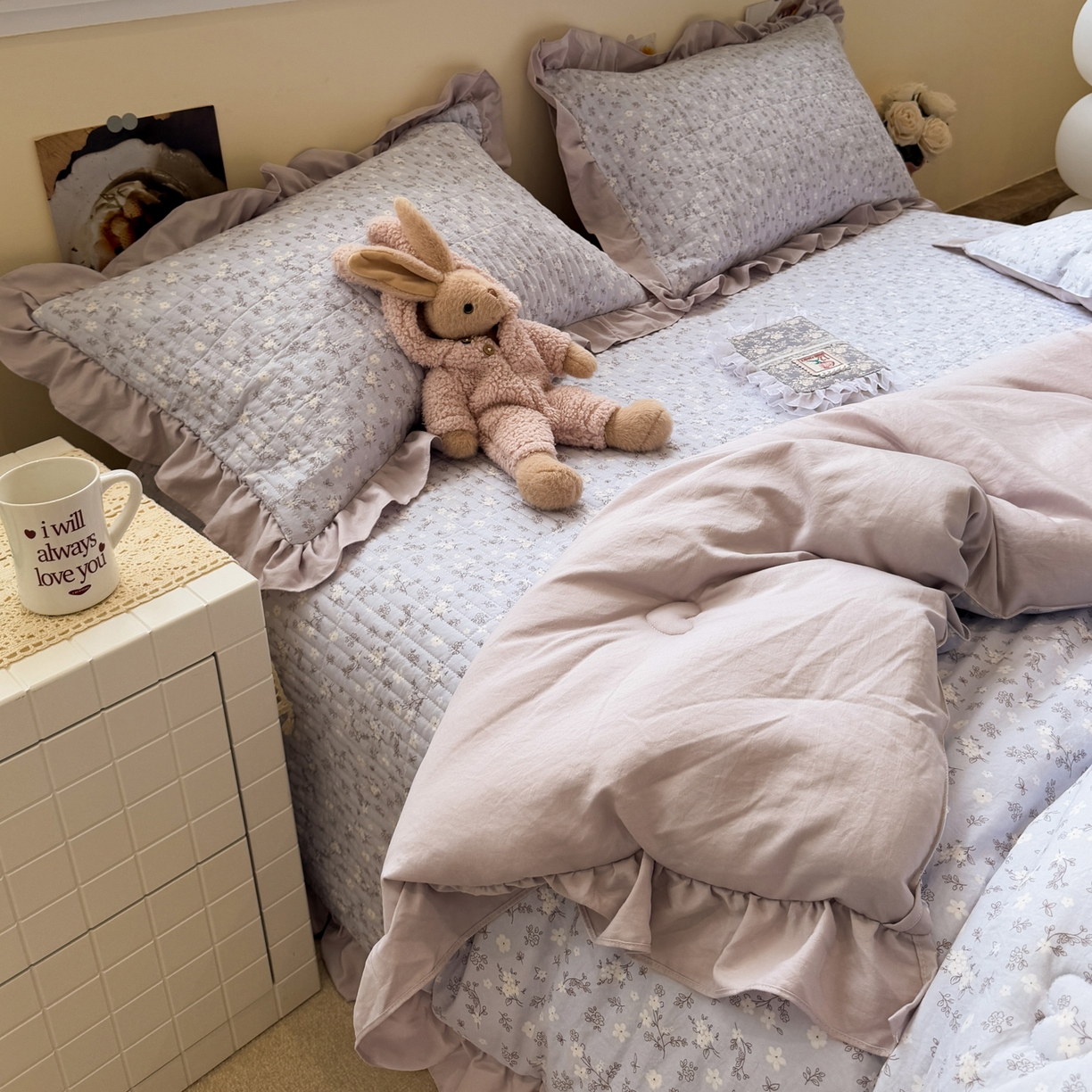 91家纺网 家纺一手货源 找家纺 一加一 2025新款小清新花边款可水洗大豆被子被芯 晴天兰