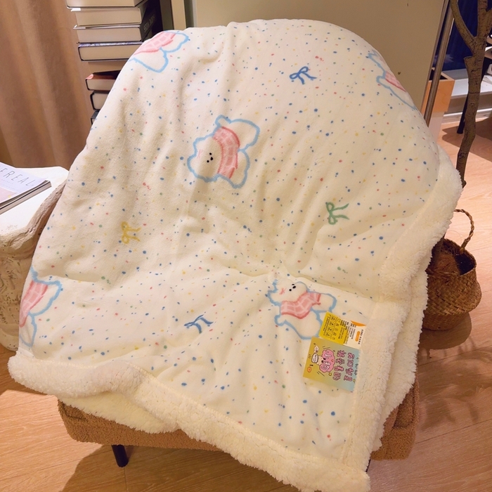 91家纺网 家纺一手货源 找家纺 润缦 2025新款卡通印花毛毯 彩色波点狗