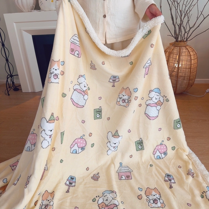 91家纺网 家纺一手货源 找家纺 润缦 2025新款卡通印花毛毯 奶油小熊