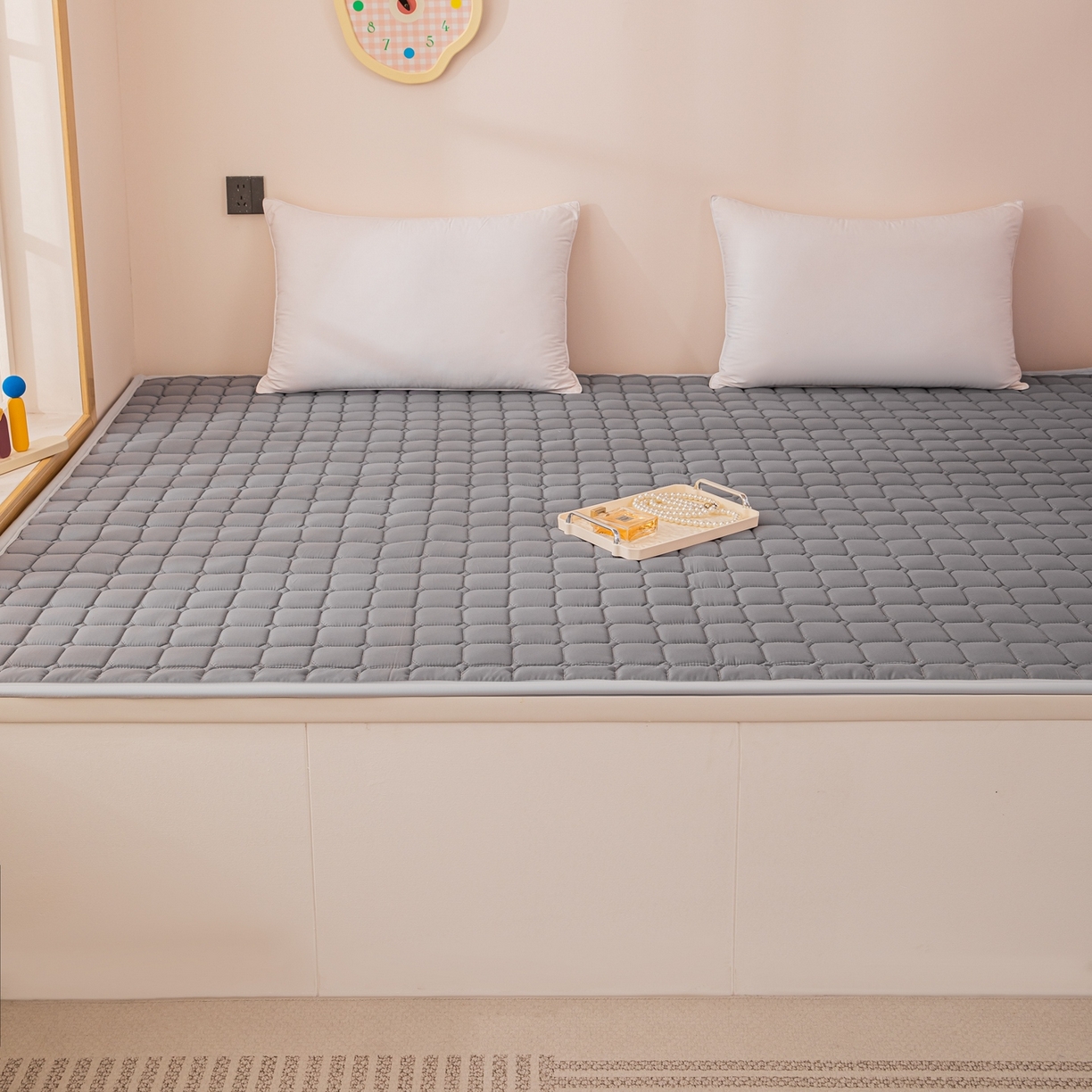 91家纺网 家纺一手货源 找家纺 手艺人家纺 2025新款新格子水洗棉夹棉炕盖垫子床垫床褥子 DH11