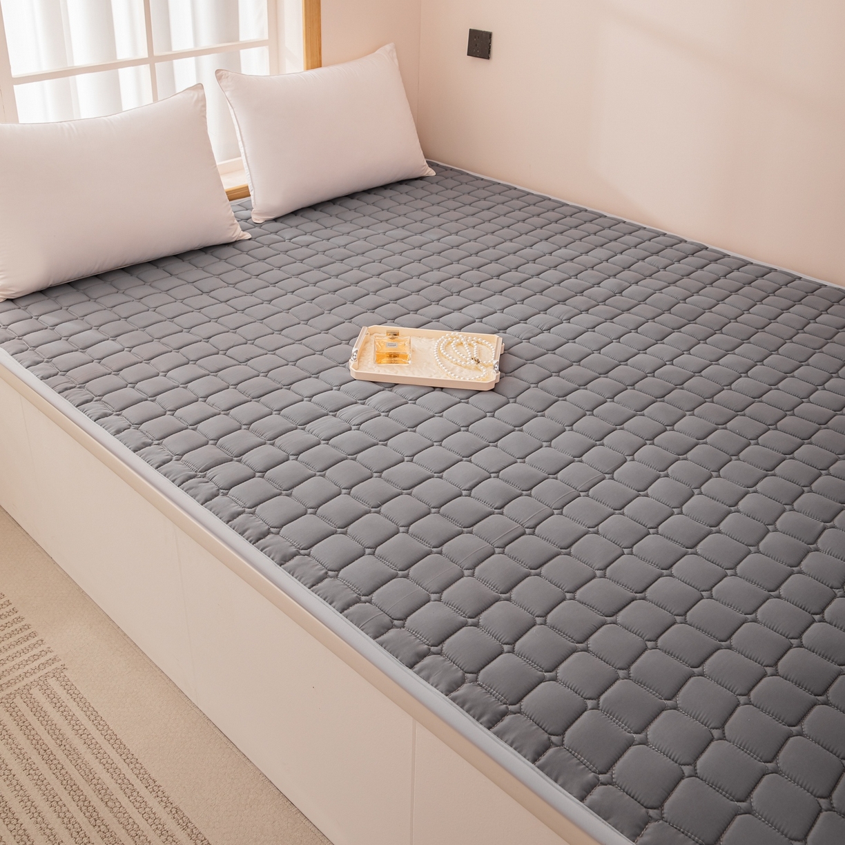 91家纺网 家纺一手货源 找家纺 手艺人家纺 2025新款新格子水洗棉夹棉炕盖垫子床垫床褥子 DH11