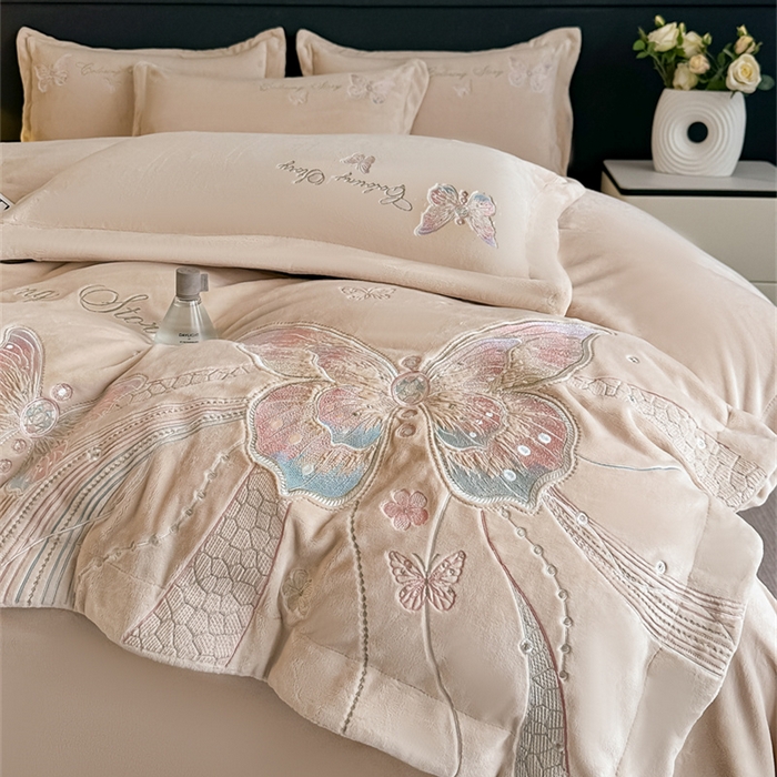 91家纺网 家纺一手货源 找家纺 锦铭源家纺 2025新款75D全消光超柔樱花绒绣花四件套牛奶绒四件套【有买家秀】 蝶恋-咖