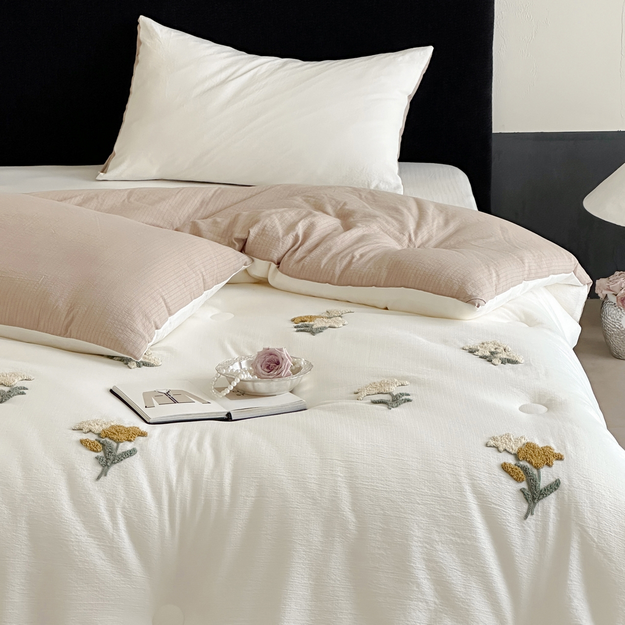 91家纺网 家纺一手货源 找家纺 （总）一加一 2025新款提花毛巾绣抗菌大豆被子被芯