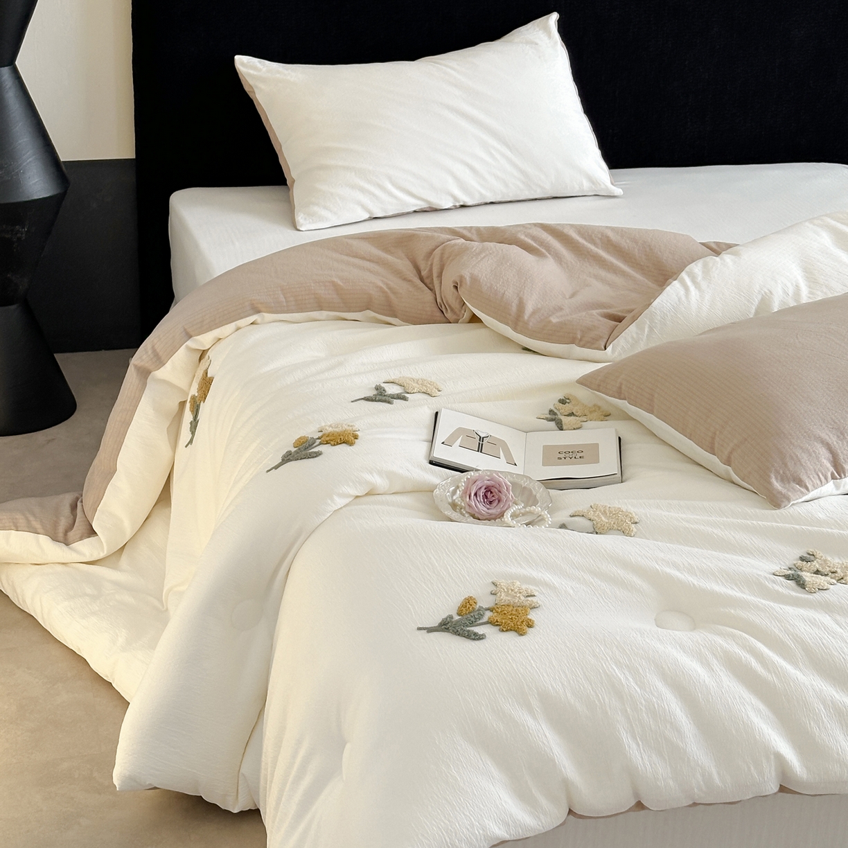 91家纺网 家纺一手货源 找家纺 （总）一加一 2025新款提花毛巾绣抗菌大豆被子被芯