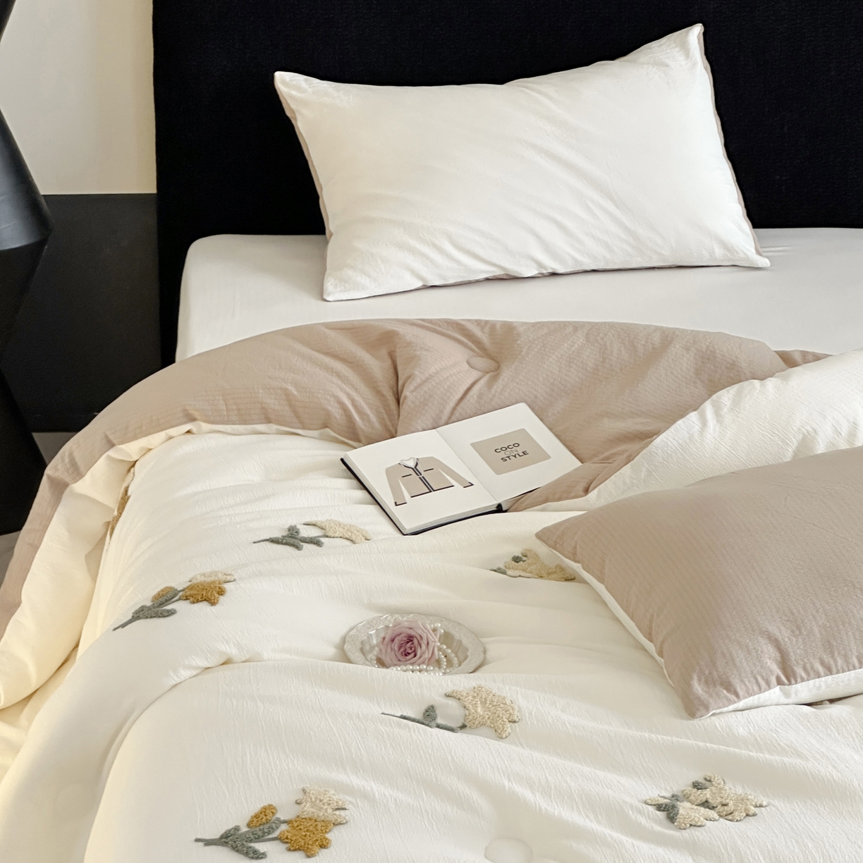 91家纺网 家纺一手货源 找家纺 （总）一加一 2025新款提花毛巾绣抗菌大豆被子被芯