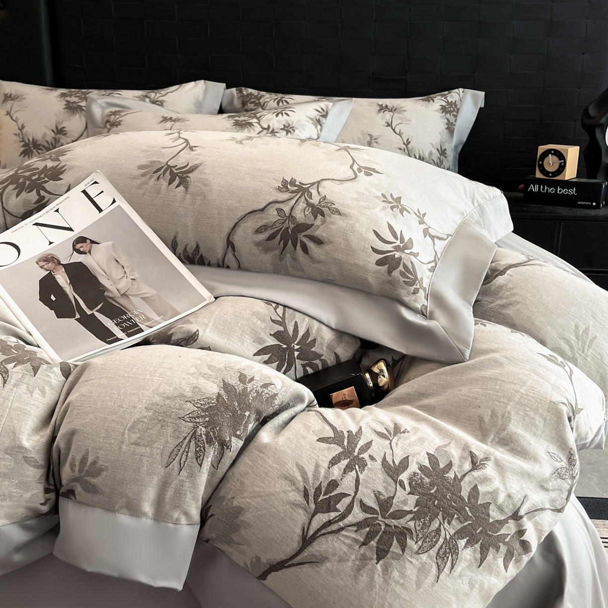 91家纺网 家纺一手货源 找家纺 博纳家纺 2025新款加厚纯棉色织提花撞色宽边四件套 南枝