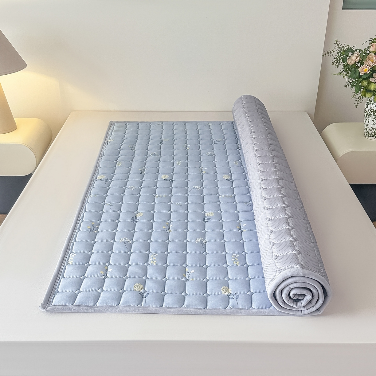 91家纺网 家纺一手货源 找家纺 手艺人家纺 2025新款新格子水洗棉夹棉炕盖垫子床垫床褥子 DH51