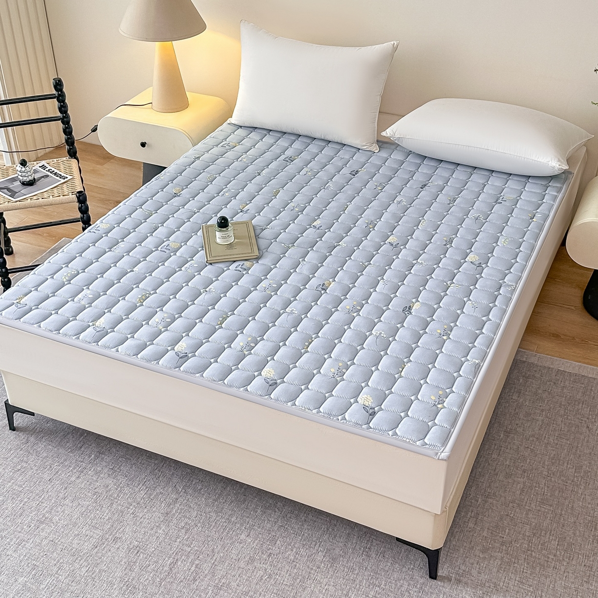 91家纺网 家纺一手货源 找家纺 手艺人家纺 2025新款新格子水洗棉夹棉炕盖垫子床垫床褥子 DH51