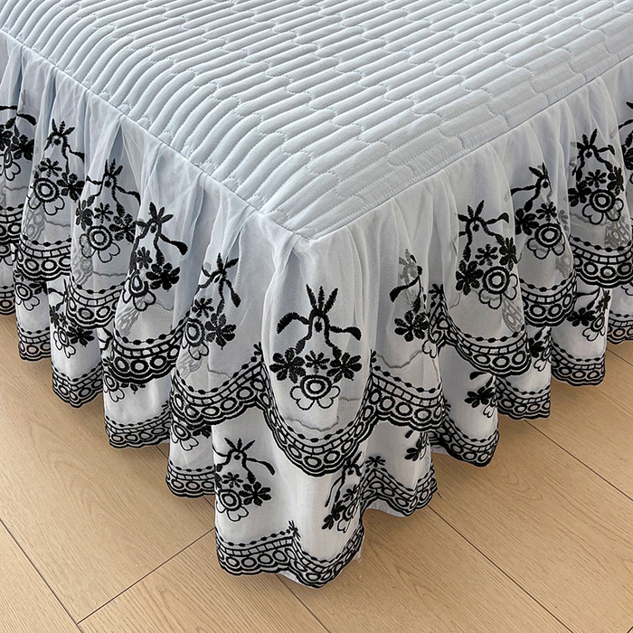 91家纺网 家纺一手货源 找家纺 鼎丰家纺 2025新款皱皱纱双层花边夹棉床裙单床裙床裙单品-梦想系列 梦想-浅蓝