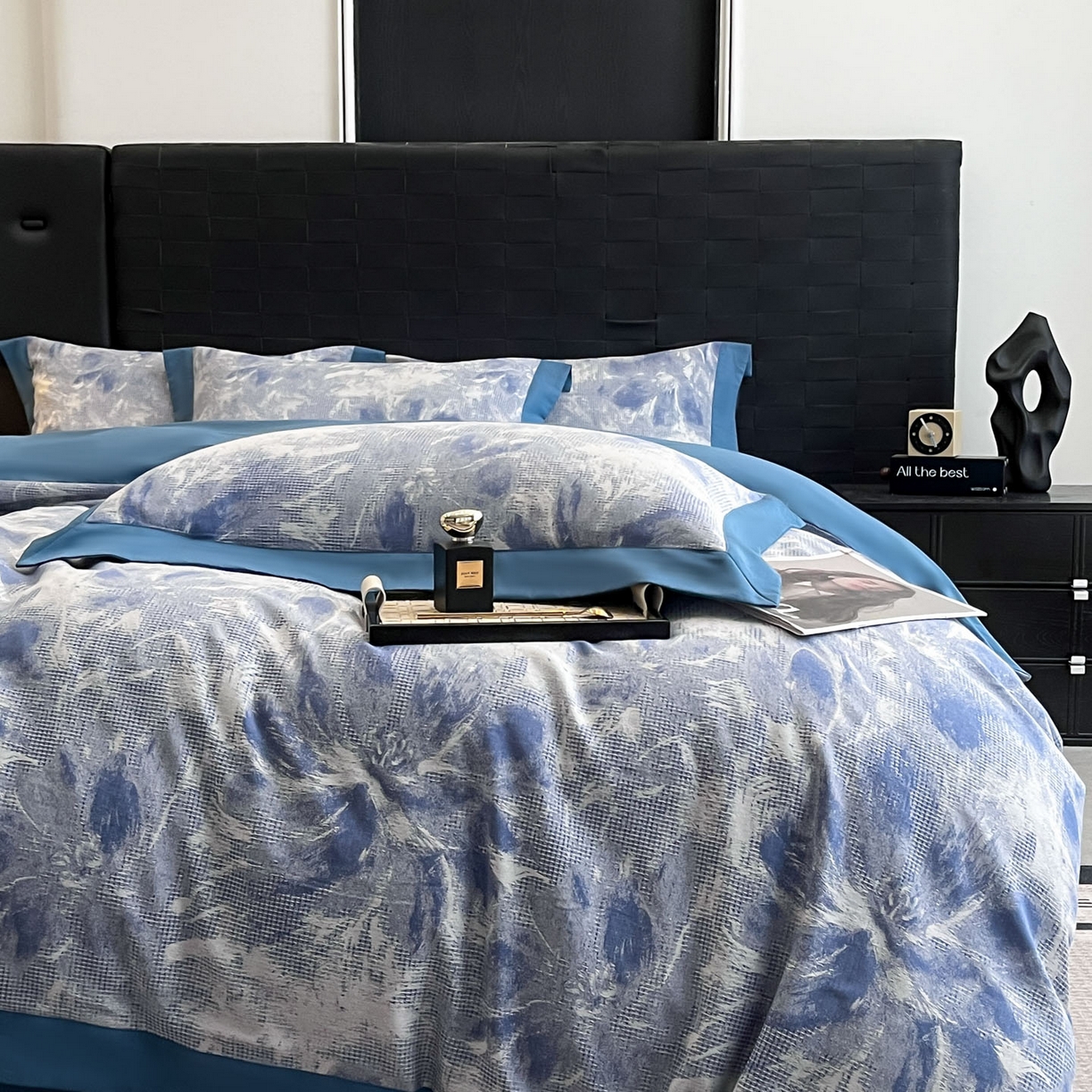 91家纺网 家纺一手货源 找家纺 博纳家纺 2025新款加厚纯棉色织提花撞色宽边四件套 涂鸦