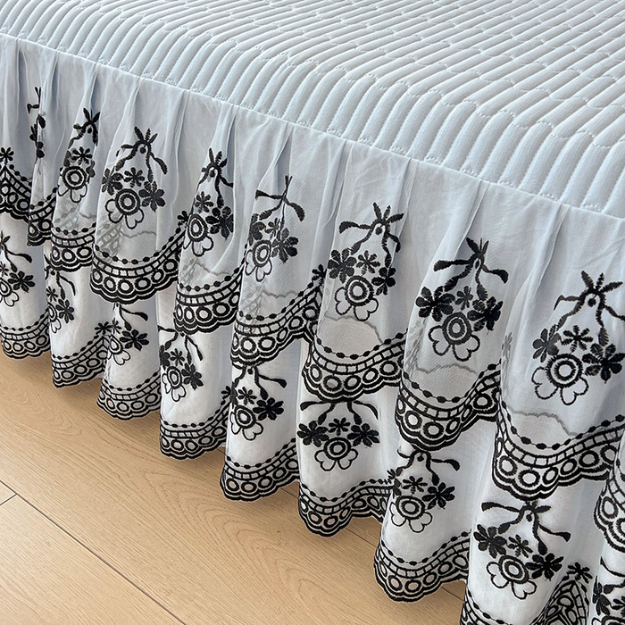 91家纺网 家纺一手货源 找家纺 鼎丰家纺 2025新款皱皱纱双层花边夹棉床裙单床裙床裙单品-梦想系列 梦想-浅蓝