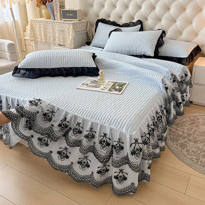 91家纺网 家纺一手货源 找家纺 鼎丰家纺 2025新款皱皱纱双层花边夹棉床裙单床裙床裙单品-梦想系列 梦想-浅蓝