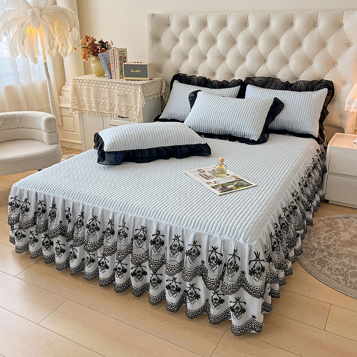 91家纺网 家纺一手货源 找家纺 鼎丰家纺 2025新款皱皱纱双层花边夹棉床裙单床裙床裙单品-梦想系列 梦想-浅蓝