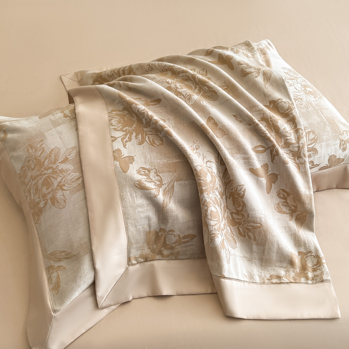 91家纺网 家纺一手货源 找家纺 博纳家纺 2025新款加厚纯棉色织提花撞色宽边四件套 知画