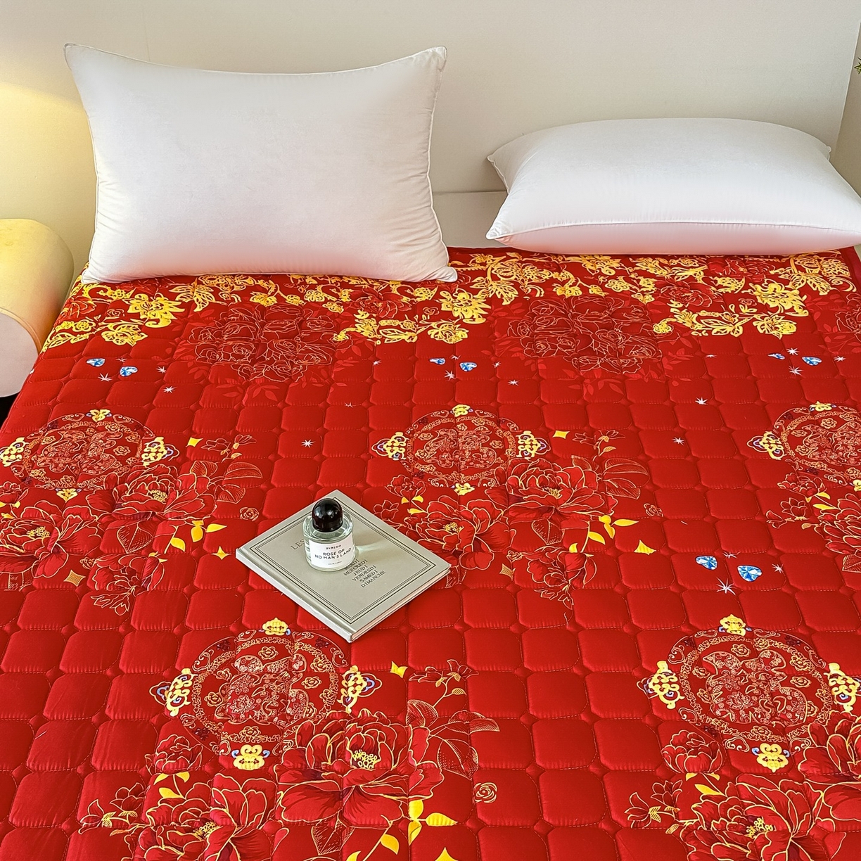 91家纺网 家纺一手货源 找家纺 手艺人家纺 2025新款新格子水洗棉夹棉炕盖垫子床垫床褥子 DH57