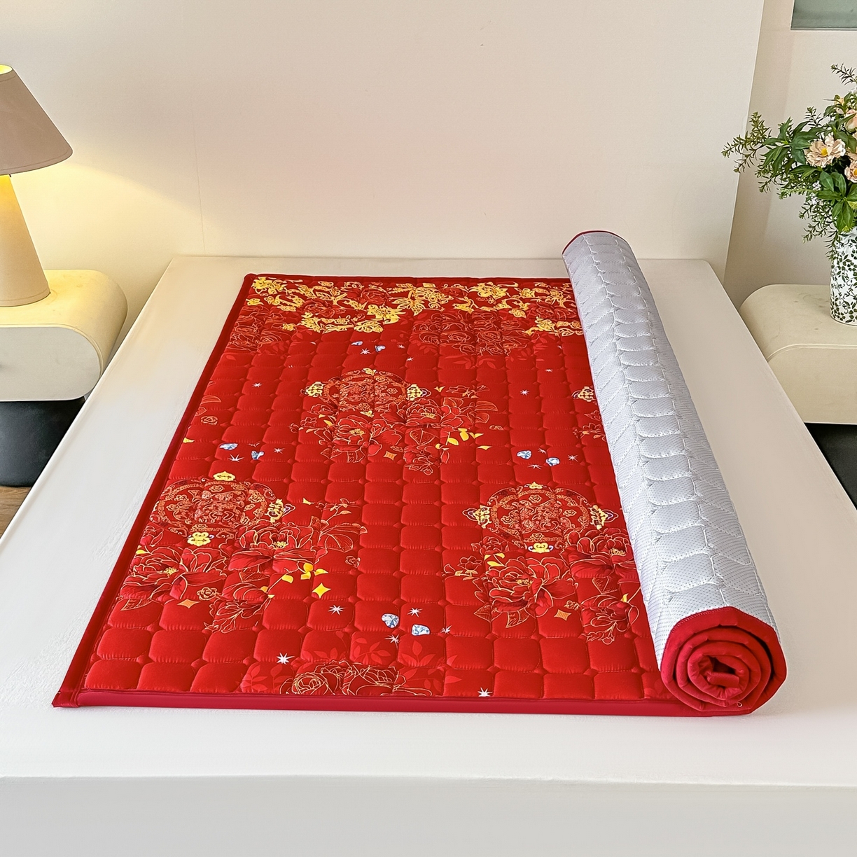 91家纺网 家纺一手货源 找家纺 手艺人家纺 2025新款新格子水洗棉夹棉炕盖垫子床垫床褥子 DH57