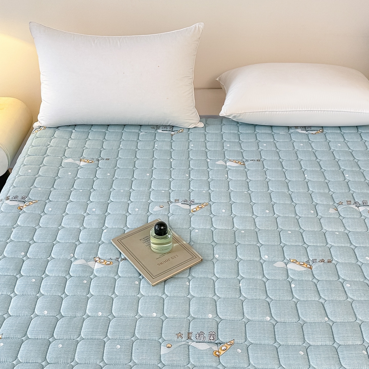 91家纺网 家纺一手货源 找家纺 手艺人家纺 2025新款新格子水洗棉夹棉炕盖垫子床垫床褥子 DH58