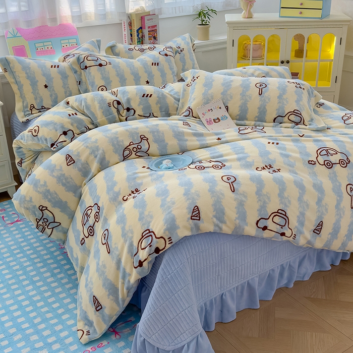 91家纺网 家纺一手货源 找家纺 （总）赫梵茜 2025新款亲肤舒适爆款•牛奶绒花边床盖款四件套