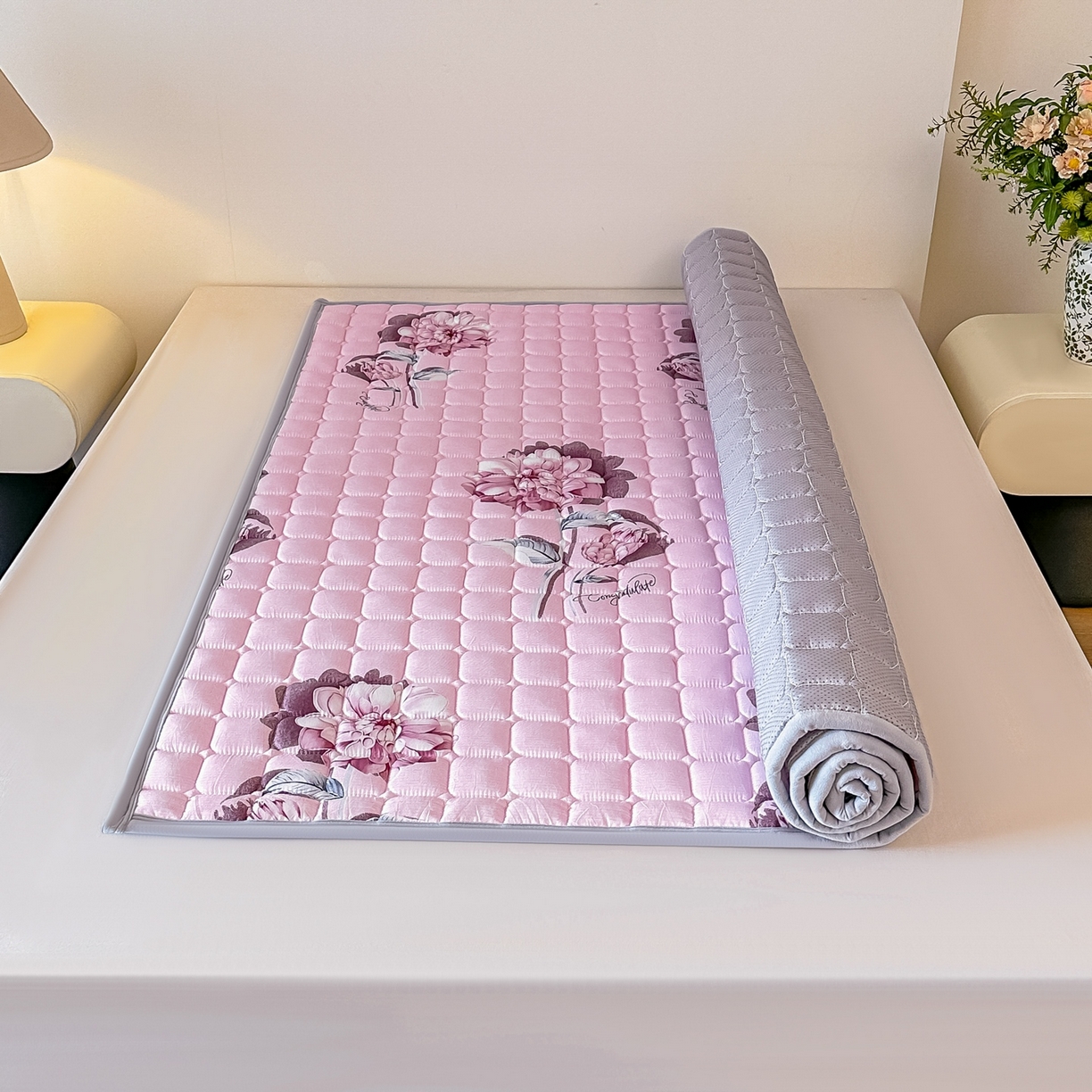 91家纺网 家纺一手货源 找家纺 手艺人家纺 2025新款新格子水洗棉夹棉炕盖垫子床垫床褥子 DH59