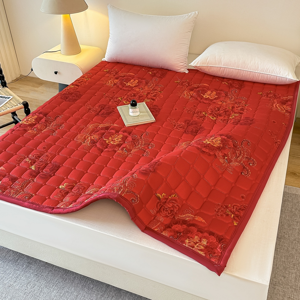 91家纺网 家纺一手货源 找家纺 手艺人家纺 2025新款新格子水洗棉夹棉炕盖垫子床垫床褥子 DH60