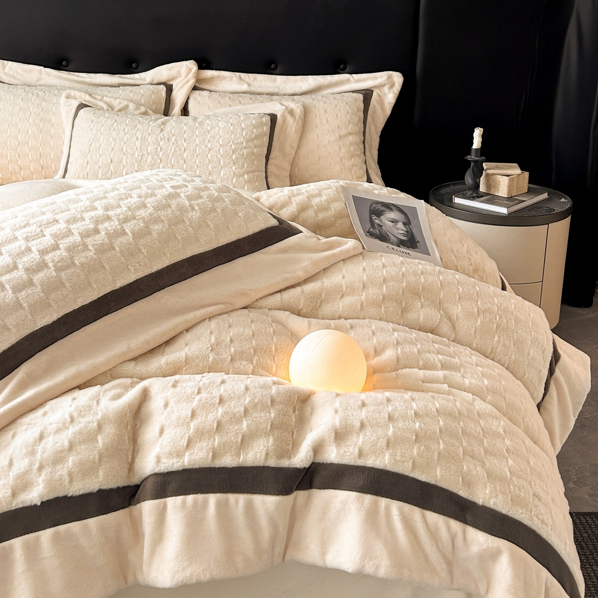 91家纺网 家纺一手货源 找家纺 （总）佳品居 2025新款11斤重加厚兔毛绒轻奢摩卡系列牛奶绒双拼角四件套