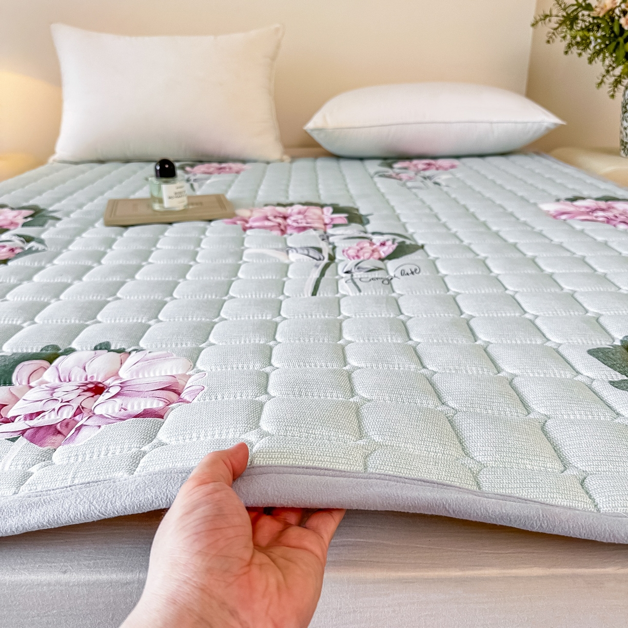 手艺人家纺 2025新款新格子水洗棉夹棉炕盖垫子床垫床褥子 DH61