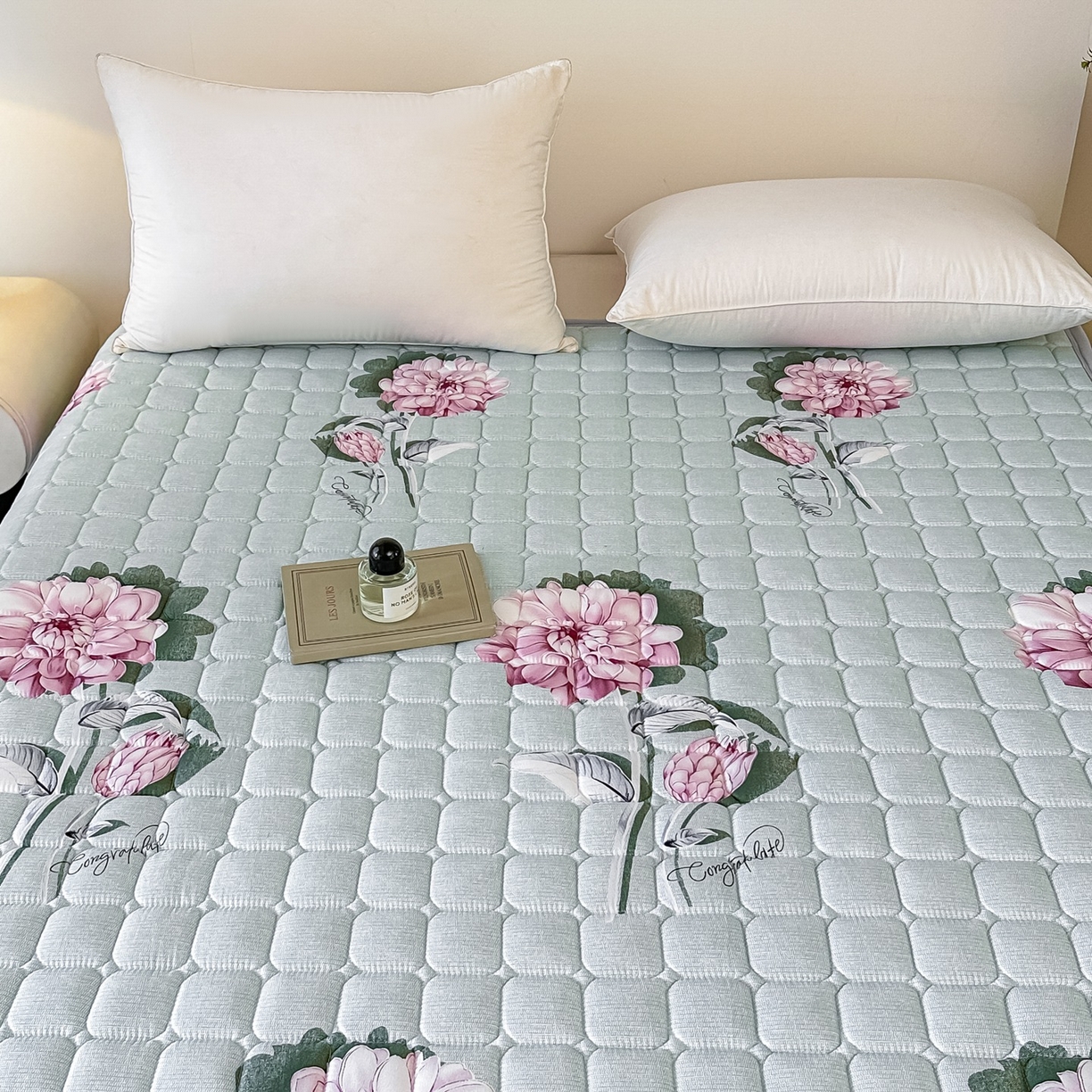 91家纺网 家纺一手货源 找家纺 手艺人家纺 2025新款新格子水洗棉夹棉炕盖垫子床垫床褥子 DH61