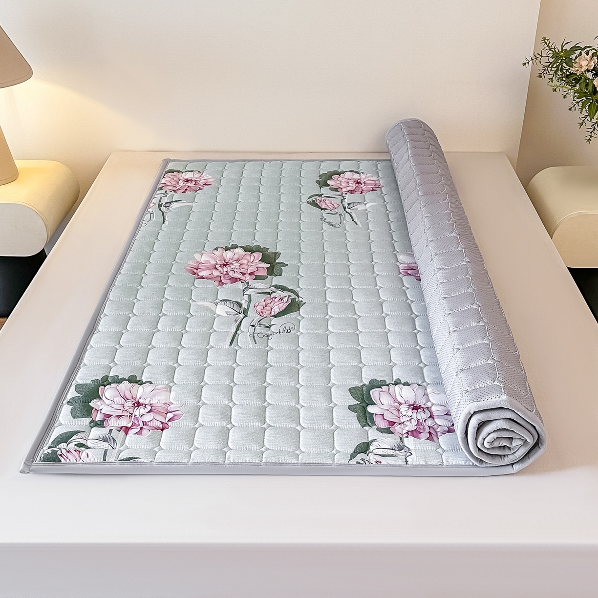 91家纺网 家纺一手货源 找家纺 手艺人家纺 2025新款新格子水洗棉夹棉炕盖垫子床垫床褥子 DH61