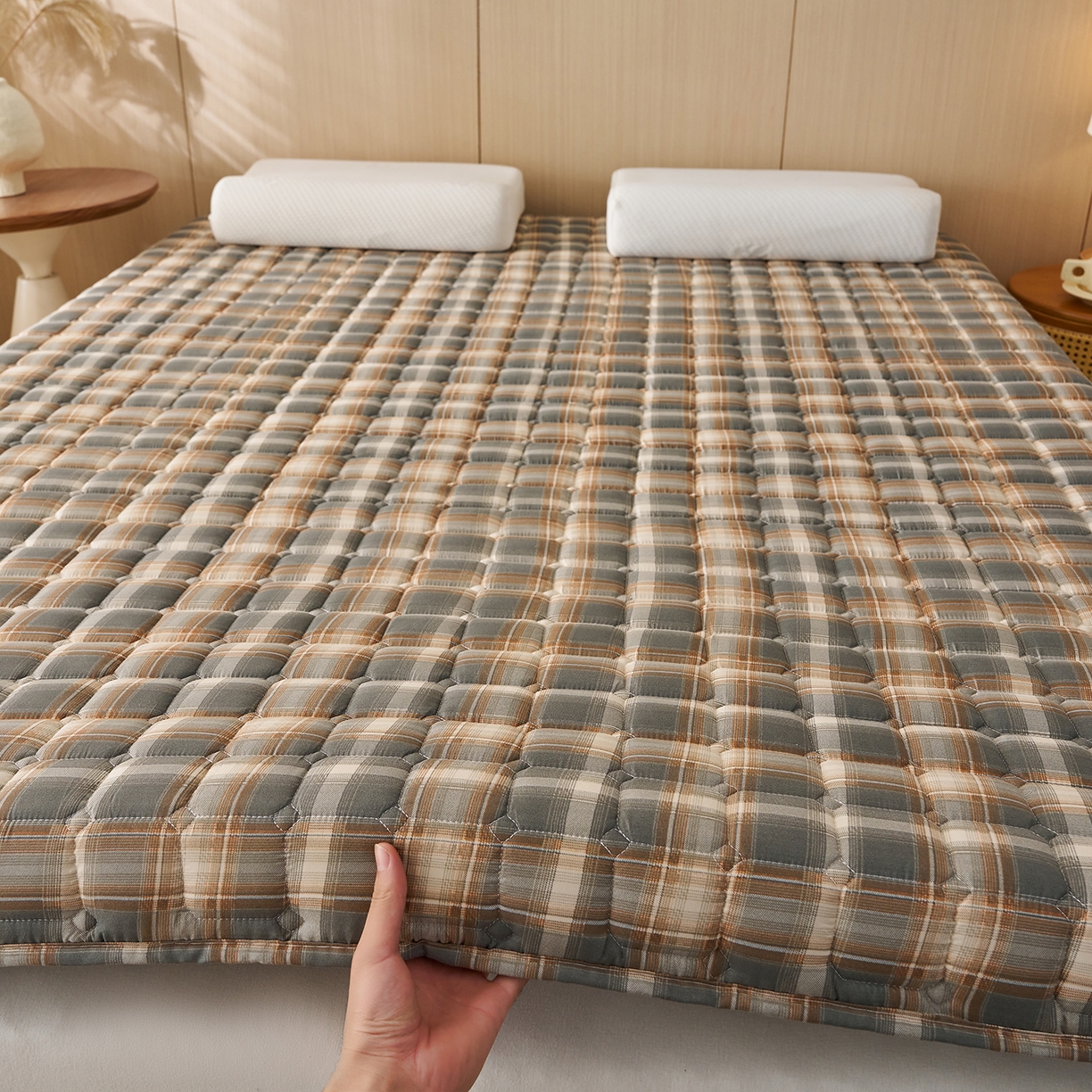 91家纺网 家纺一手货源 找家纺 缦吉 2025新款A类格调新疆棉花床垫 格调咖