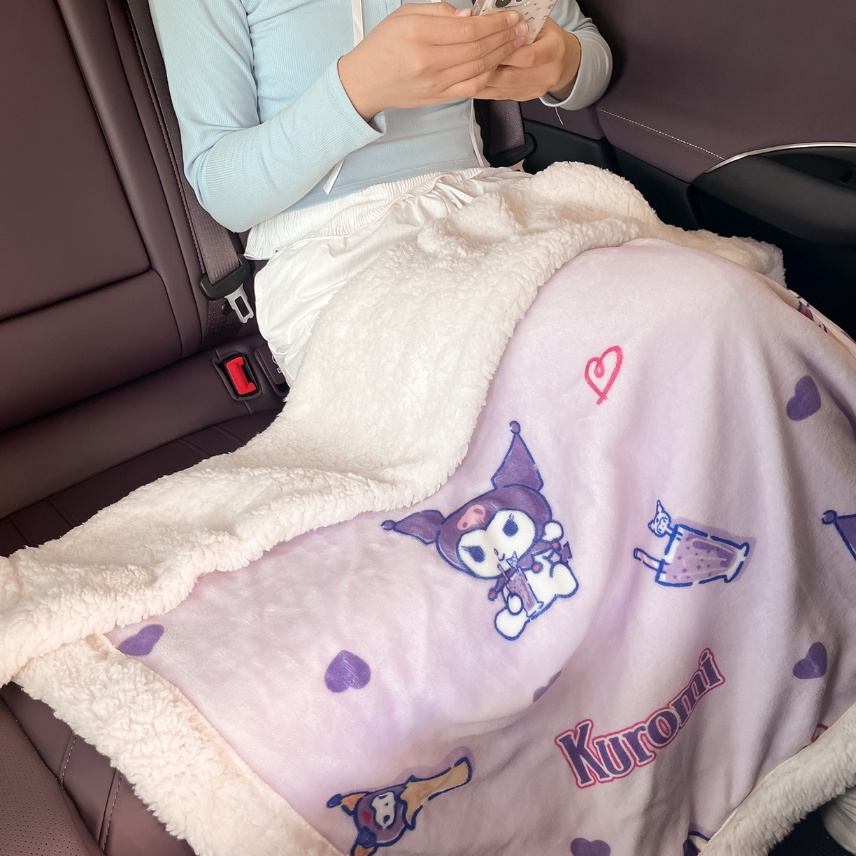 91家纺网 家纺一手货源 找家纺 桃子家居 2025新款A类三丽鸥正版授权少女可爱卡通加厚牛奶绒羊羔绒毛毯多功能四季毛毯 绒毛毯-MT三丽鸥天天库洛米