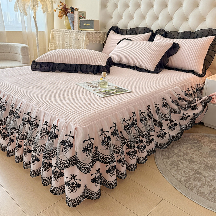 91家纺网 家纺一手货源 找家纺 鼎丰家纺 2025新款皱皱纱双层花边夹棉床裙单床裙床裙单品-梦想系列 梦想-浅玉