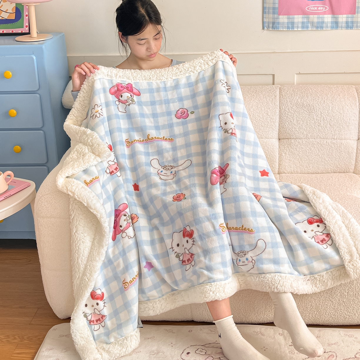 91家纺网 家纺一手货源 找家纺 桃子家居 2025新款A类三丽鸥正版授权少女可爱卡通加厚牛奶绒羊羔绒毛毯多功能四季毛毯 绒毛毯-MT三丽鸥梦幻甜心