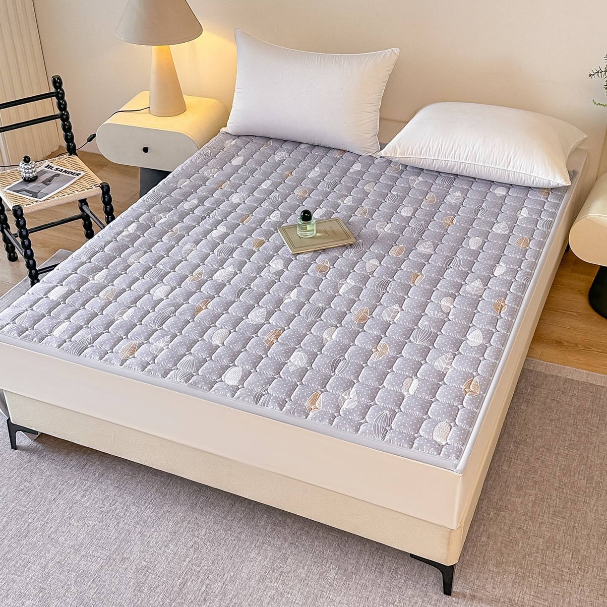 91家纺网 家纺一手货源 找家纺 手艺人家纺 2025新款新格子水洗棉夹棉炕盖垫子床垫床褥子 DH69