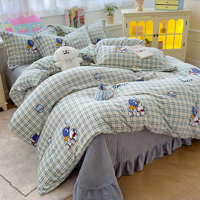 91家纺网 家纺一手货源 找家纺 （总）赫梵茜 2025新款亲肤舒适爆款•牛奶绒花边床盖款四件套