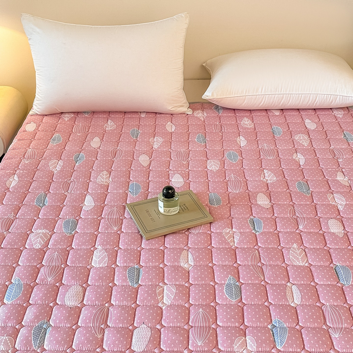 91家纺网 家纺一手货源 找家纺 手艺人家纺 2025新款新格子水洗棉夹棉炕盖垫子床垫床褥子 DH72