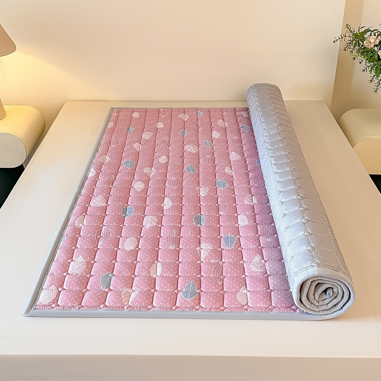 91家纺网 家纺一手货源 找家纺 手艺人家纺 2025新款新格子水洗棉夹棉炕盖垫子床垫床褥子 DH72