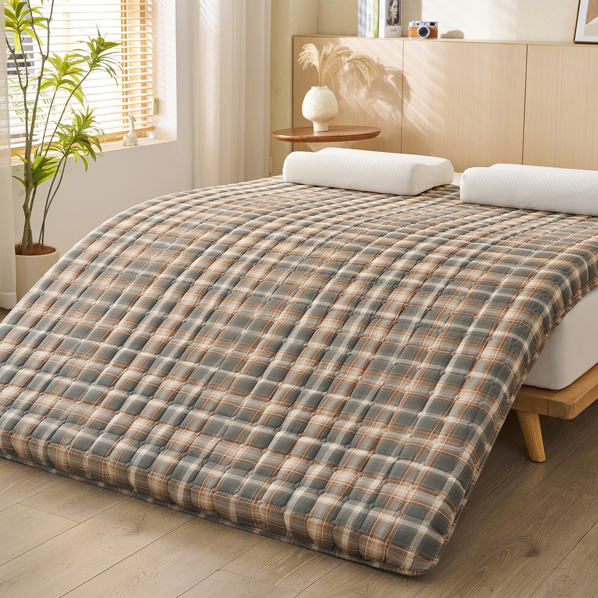 91家纺网 家纺一手货源 找家纺 缦吉 2025新款A类格调新疆棉花床垫 格调咖