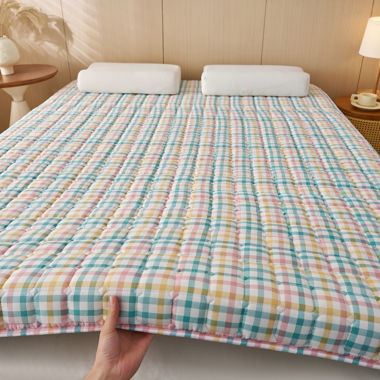 91家纺网 家纺一手货源 找家纺 缦吉 2025新款A类格调新疆棉花床垫 格调彩