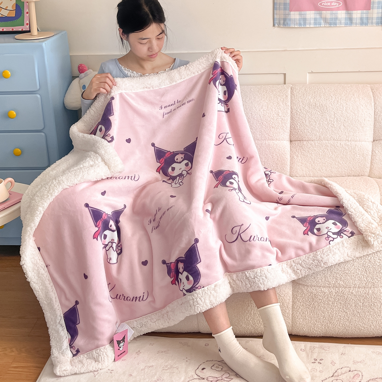 91家纺网 家纺一手货源 找家纺 桃子家居 2025新款A类三丽鸥正版授权少女可爱卡通加厚牛奶绒羊羔绒毛毯多功能四季毛毯 绒毛毯-MT三丽鸥粉梦库洛米