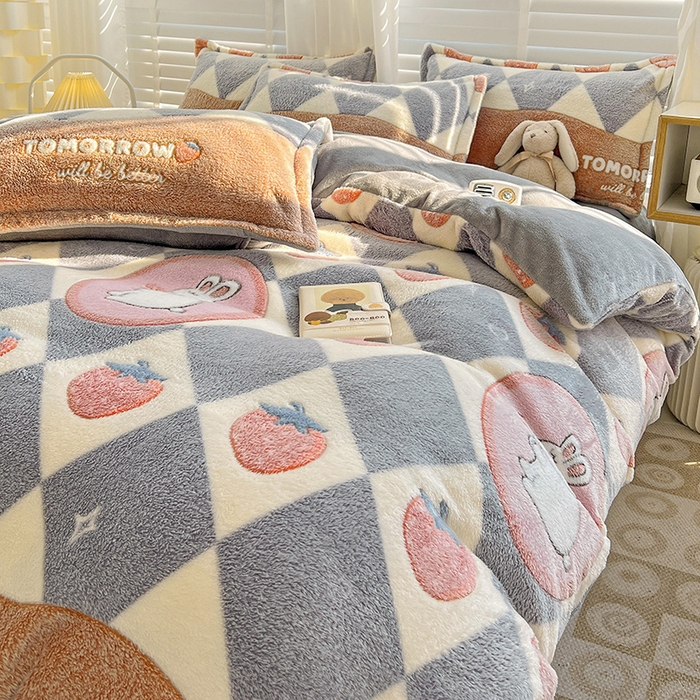 91家纺网 家纺一手货源 找家纺 居易简 2025秋冬新品立体雪花绒单被套牛奶绒法莱绒雕花绒兔毛卡通四件套学生季四件套 幸运兔