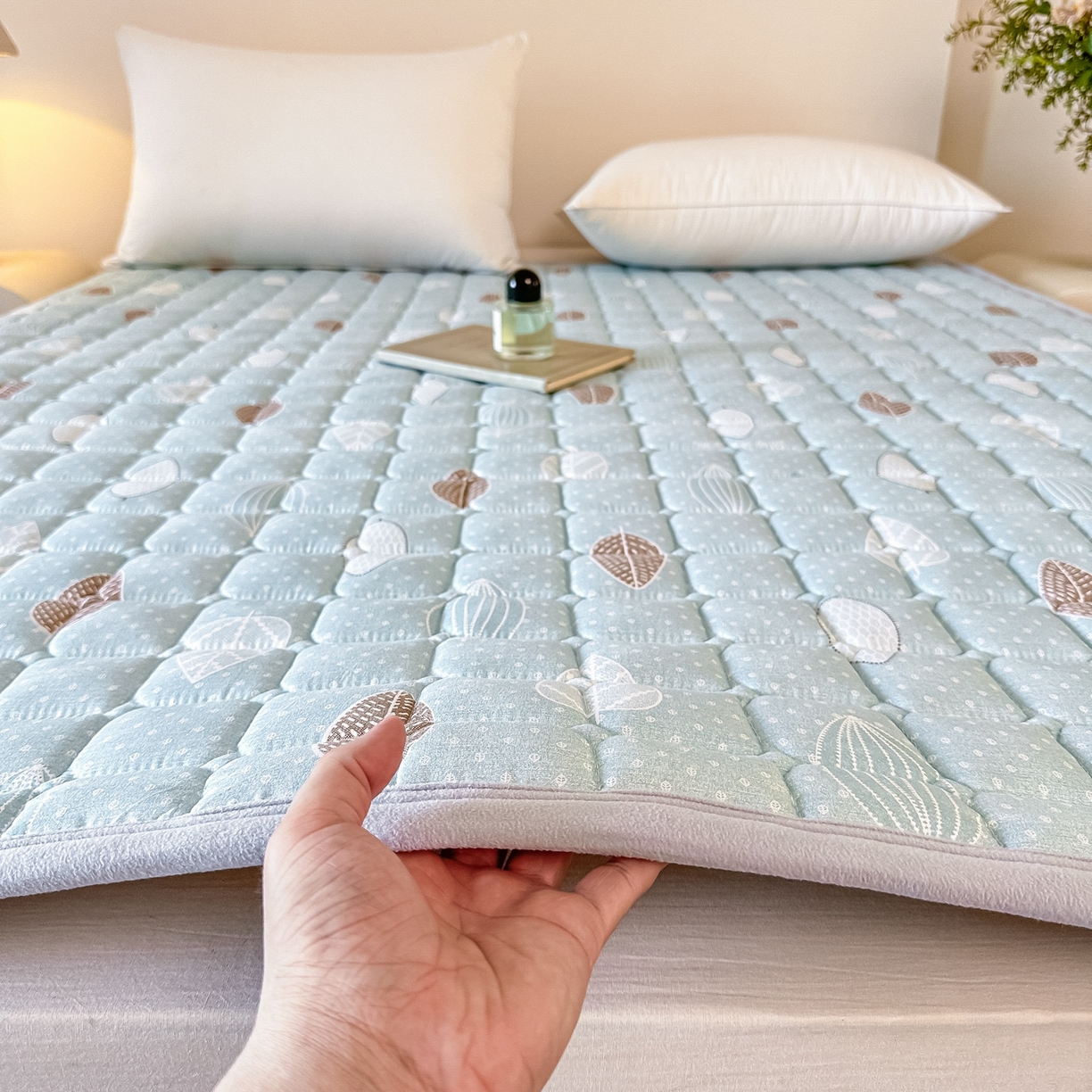 91家纺网 家纺一手货源 找家纺 （总）手艺人家纺 2025新款新格子水洗棉夹棉炕盖垫子床垫床褥子