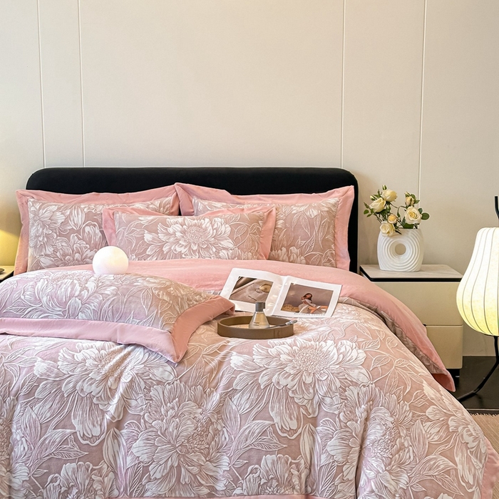 91家纺网 家纺一手货源 找家纺 （总）锦铭源家纺 2025新款烂花75D全消光超柔樱花绒牛奶绒四件套拼角四件套【有买家秀】