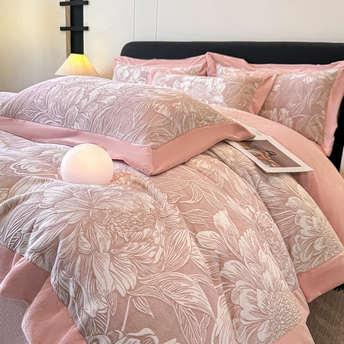 91家纺网 家纺一手货源 找家纺 （总）锦铭源家纺 2025新款烂花75D全消光超柔樱花绒牛奶绒四件套拼角四件套【有买家秀】