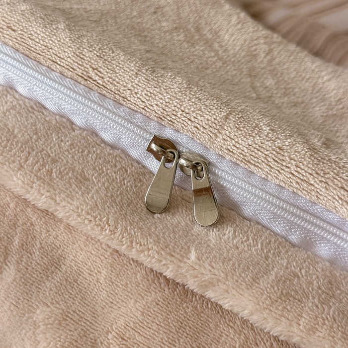 91家纺网 家纺一手货源 找家纺 锦铭源家纺 2025新款烂花75D全消光超柔樱花绒牛奶绒四件套拼角四件套【有买家秀】 叶影摇风-灰咖