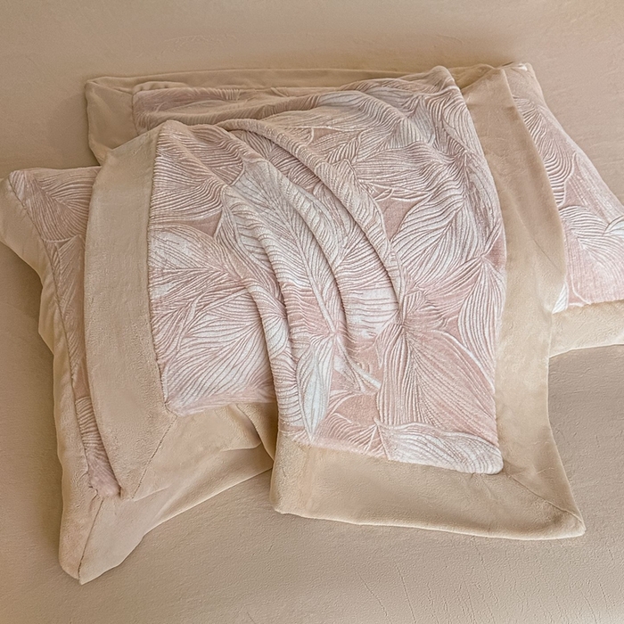 91家纺网 家纺一手货源 找家纺 锦铭源家纺 2025新款烂花75D全消光超柔樱花绒牛奶绒四件套拼角四件套【有买家秀】 叶影摇风-咖