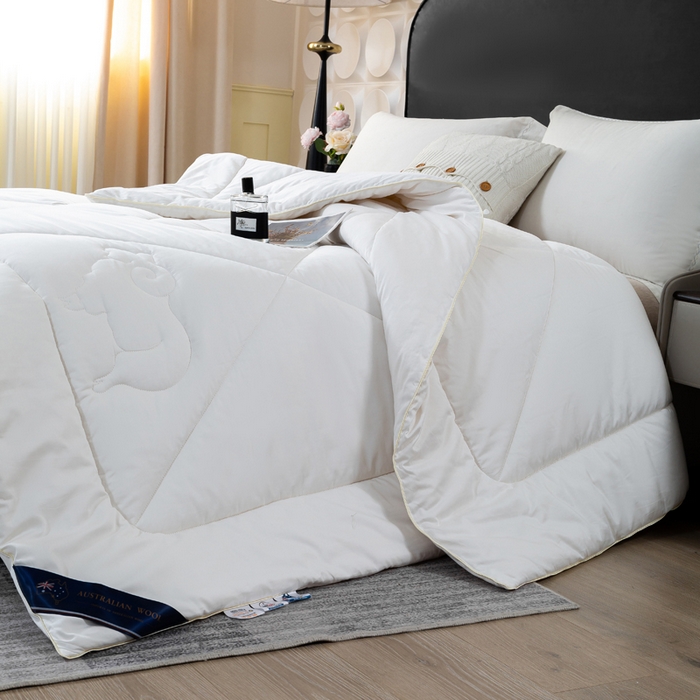 91家纺网 家纺一手货源 找家纺 （总）心梦泽家纺 2025新款简约60全棉纯棉羊毛被春秋被冬被被子被芯