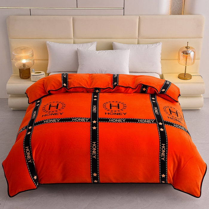 91家纺网 家纺一手货源 找家纺 （总）绒品壹家家纺 2025新款180g7斤牛奶绒印花单被套